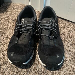 On Running Black Athletic Shoes 9